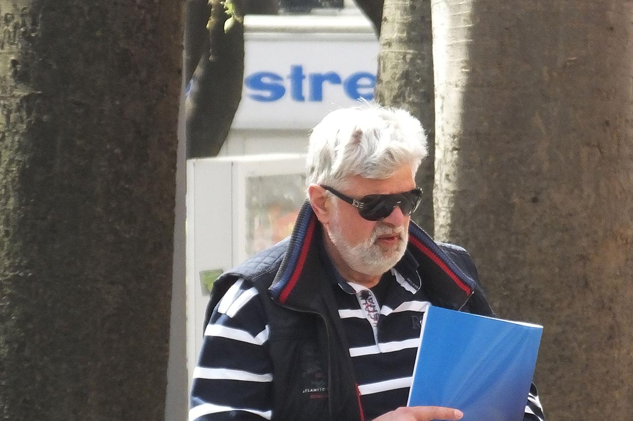 Pula: Albert Faggian, vlasnik Novog Lista i Glasa Istre prošetao korzom