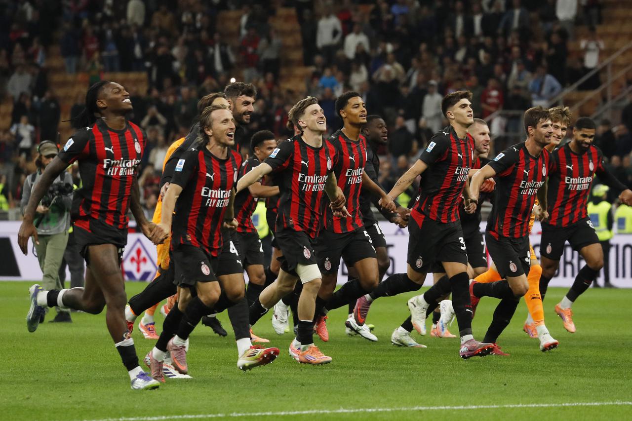 Serie A - AC Milan v Napoli