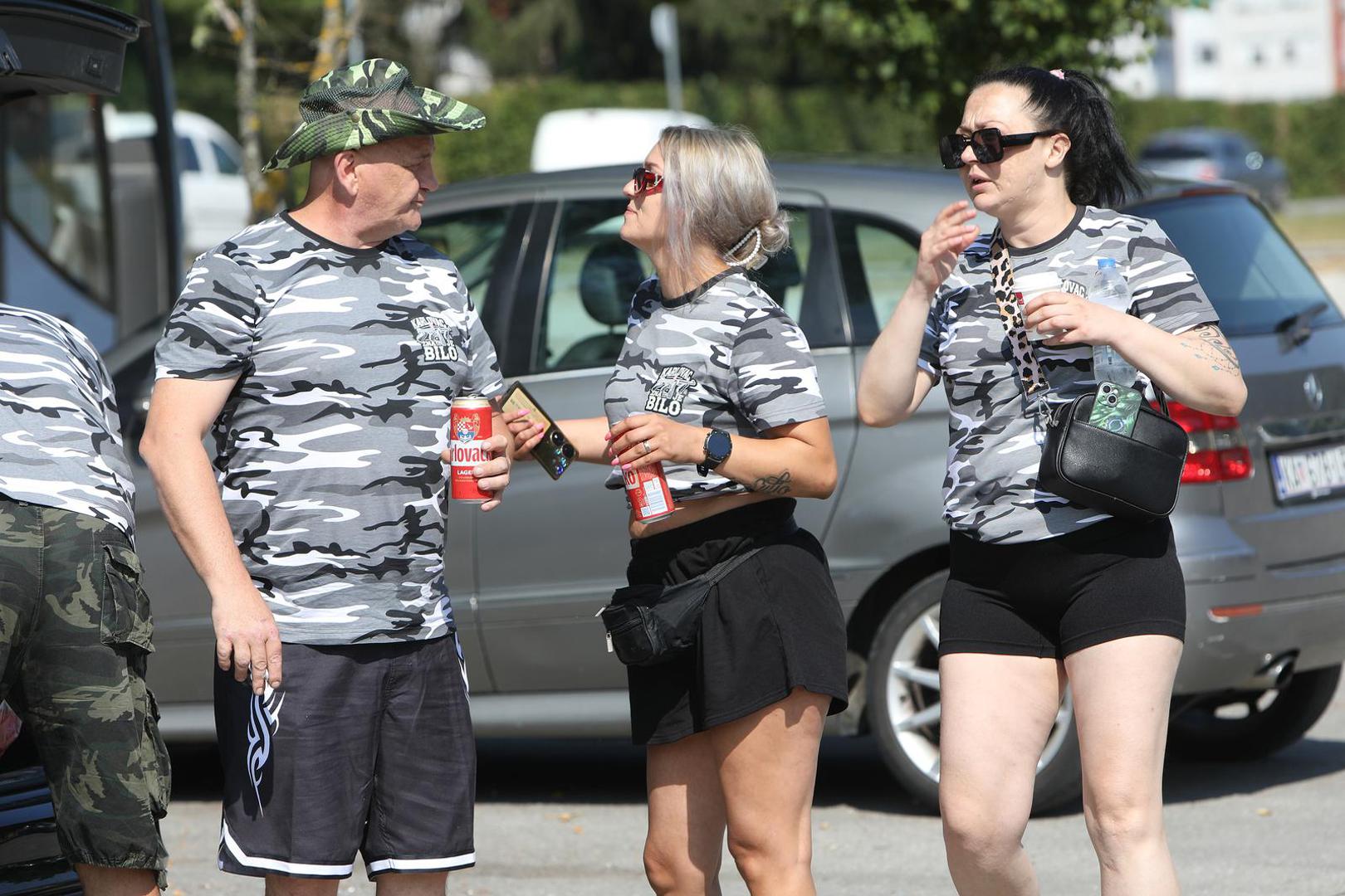 Orile su se Thompsonove pjesme