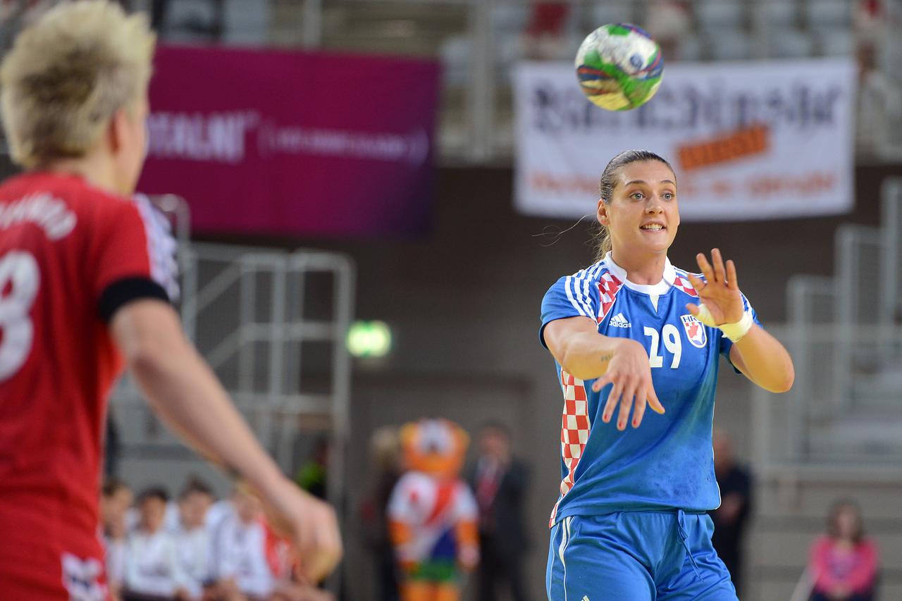 29.11.2014., Arena Varazdin, Varazdin - Prijateljska rukometna utakmica izmedju zenskih reprezetacija Hrvatske i Crne Gore.Sonja Basic Photo: Marko Jurinec/PIXSELL