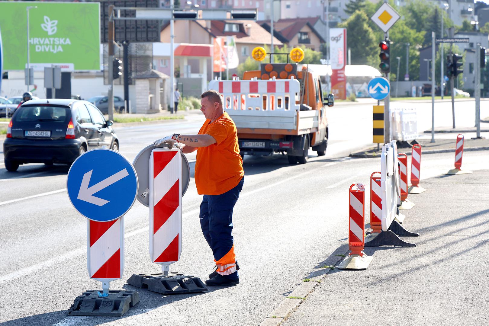 Kako smo ranije pisali, sanacija nadvožnjaka osim ozbiljnih problema u cestovnom prometu, označava i početak važnih izmjena u javnom prijevozu.  Od danas pa sve do 1. rujna na snazi će biti privremena regulacija, a odnosi se na linije 275, 277, 279, 282 i 284.