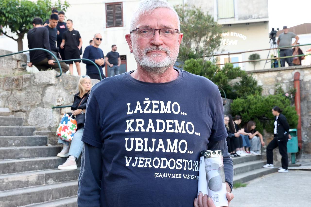 Drniš: Mirno okupljanje, prosvjed i molitva za ubijenog Luku Milovca