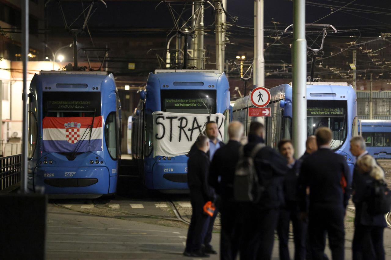 Zagreb: Počeo štrajk ZET-a, jedan tramvaj ipak vozi