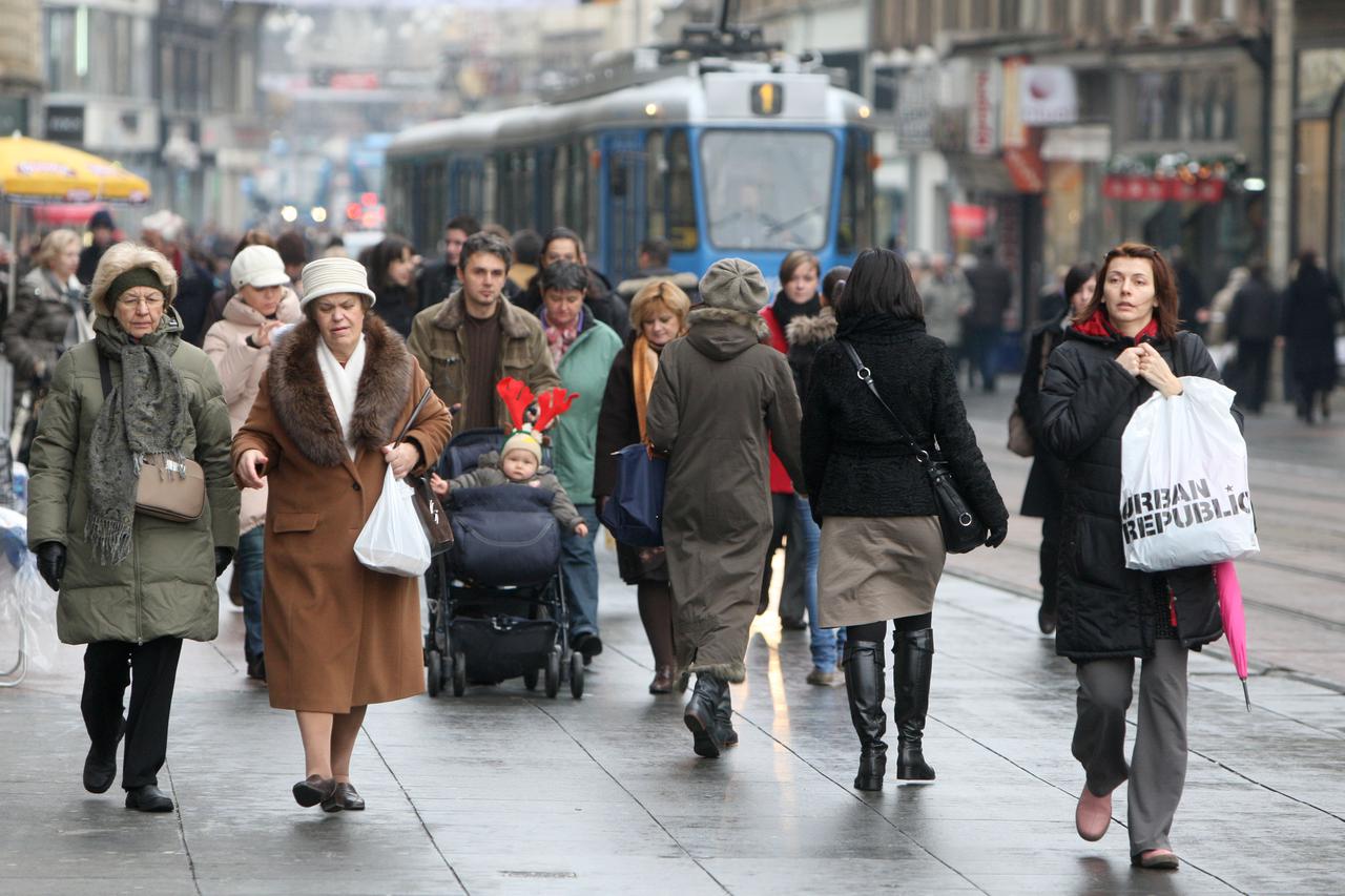 29.12.2009., Zagreb -Predblagdanska guzva u Ilici Photo: Boris Scitar/PIXSELL