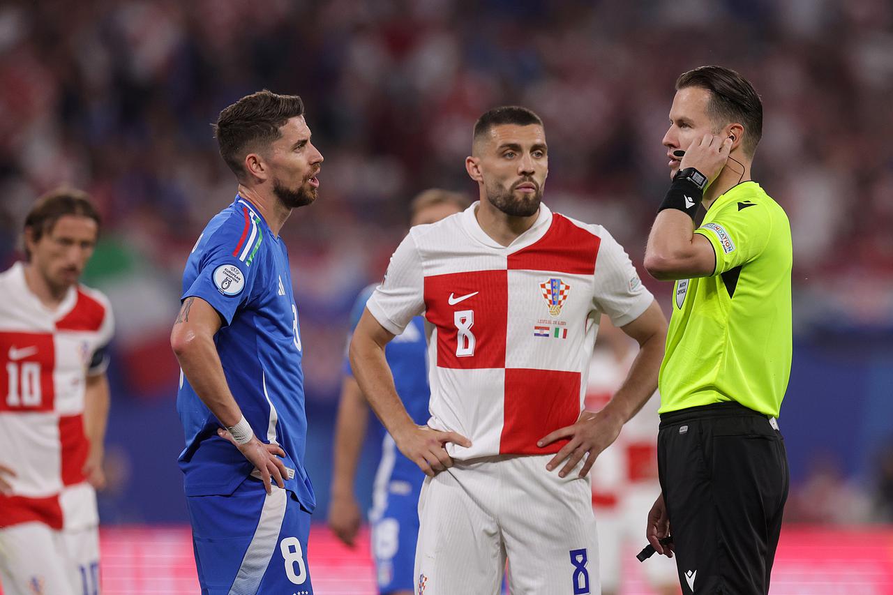 Euro 2024 - Netherlands v Austria
