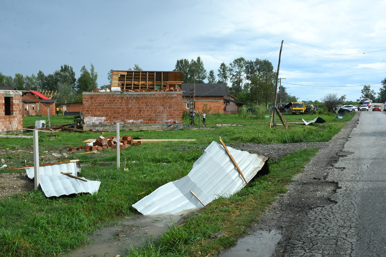 Sisak: Štete od nevremena u prigradskom naselju Palanjek