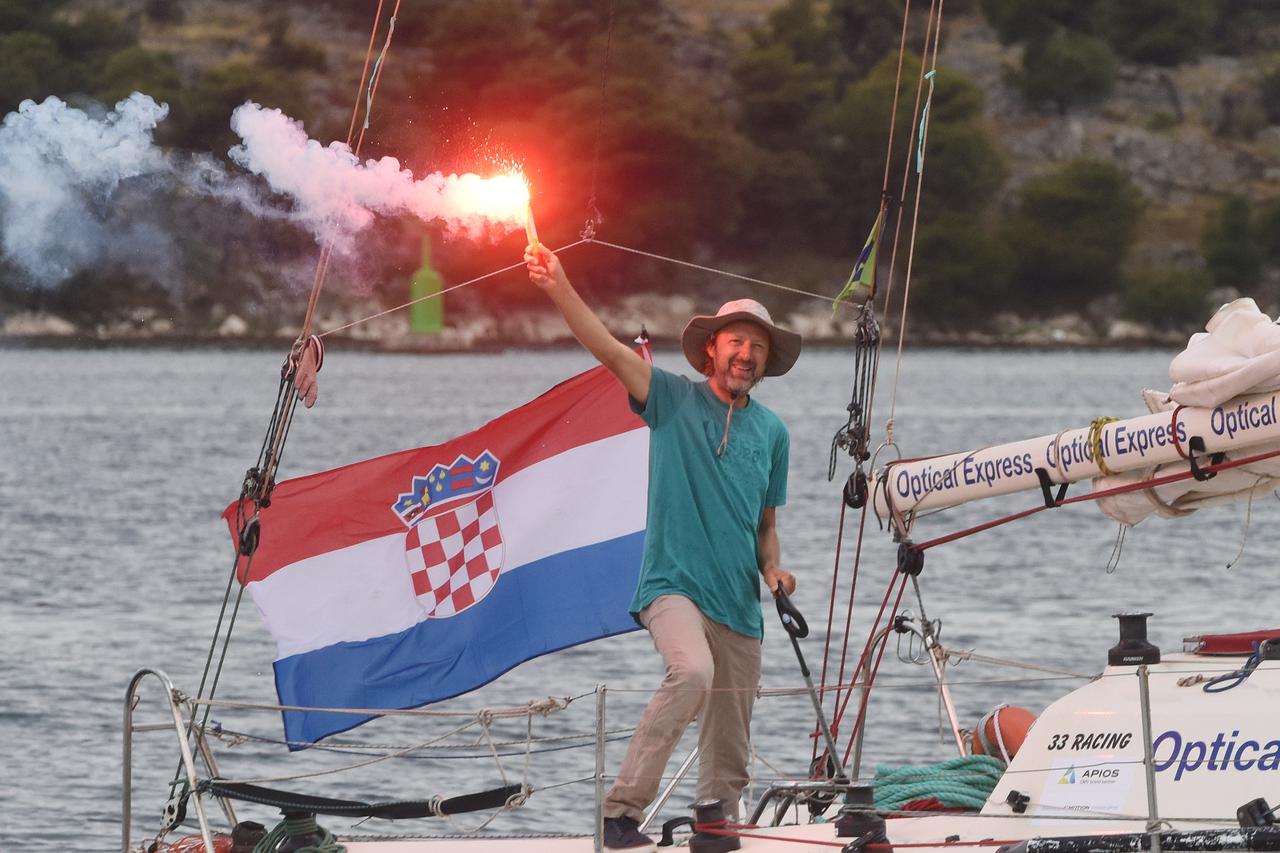 Dražen Grgić nakon točno 106 dana jedrenja vratio se u Šibenik