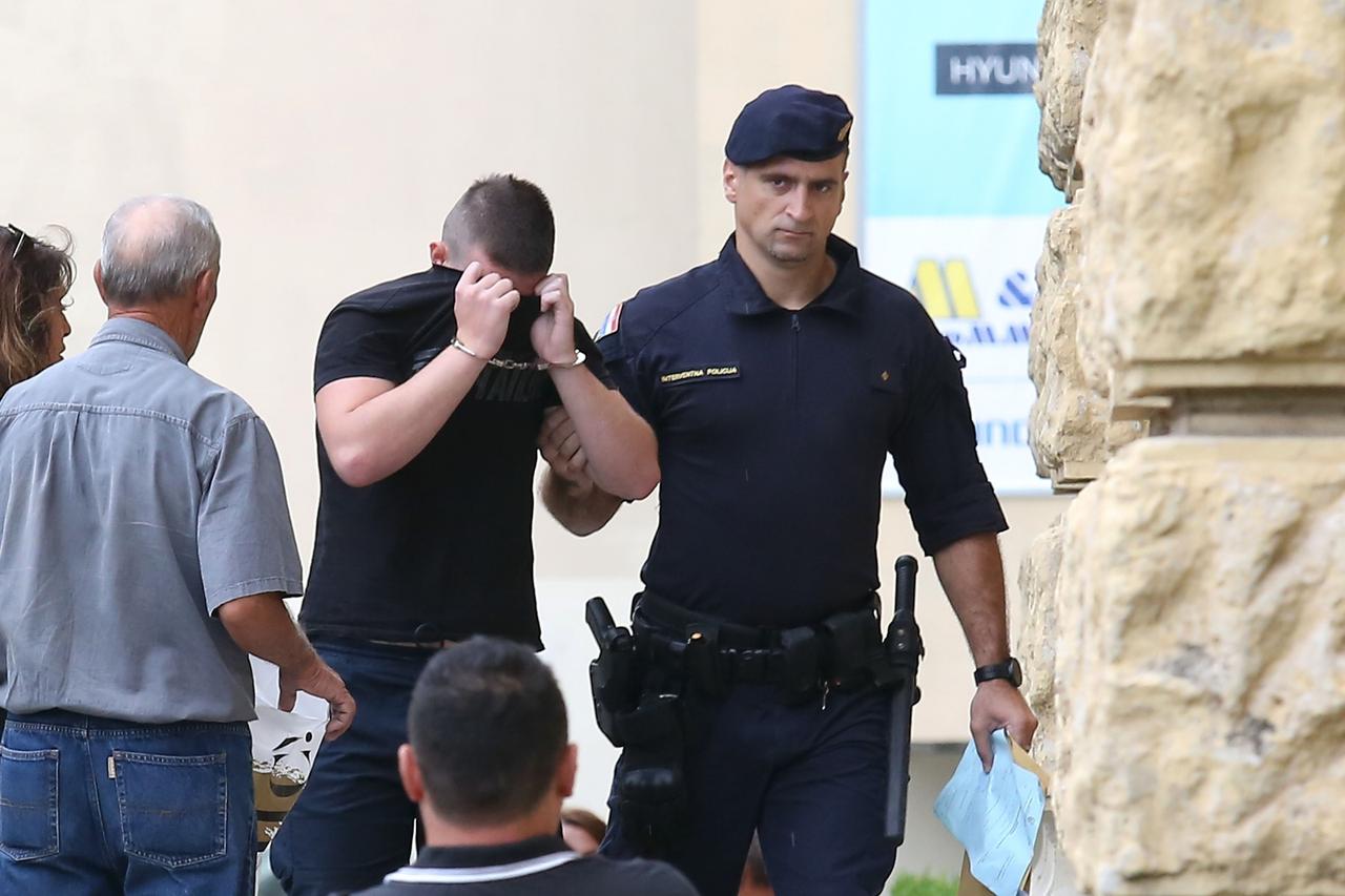 Policija privela drugu grupu ljudi koji su napali goste kafića u Uzdolju