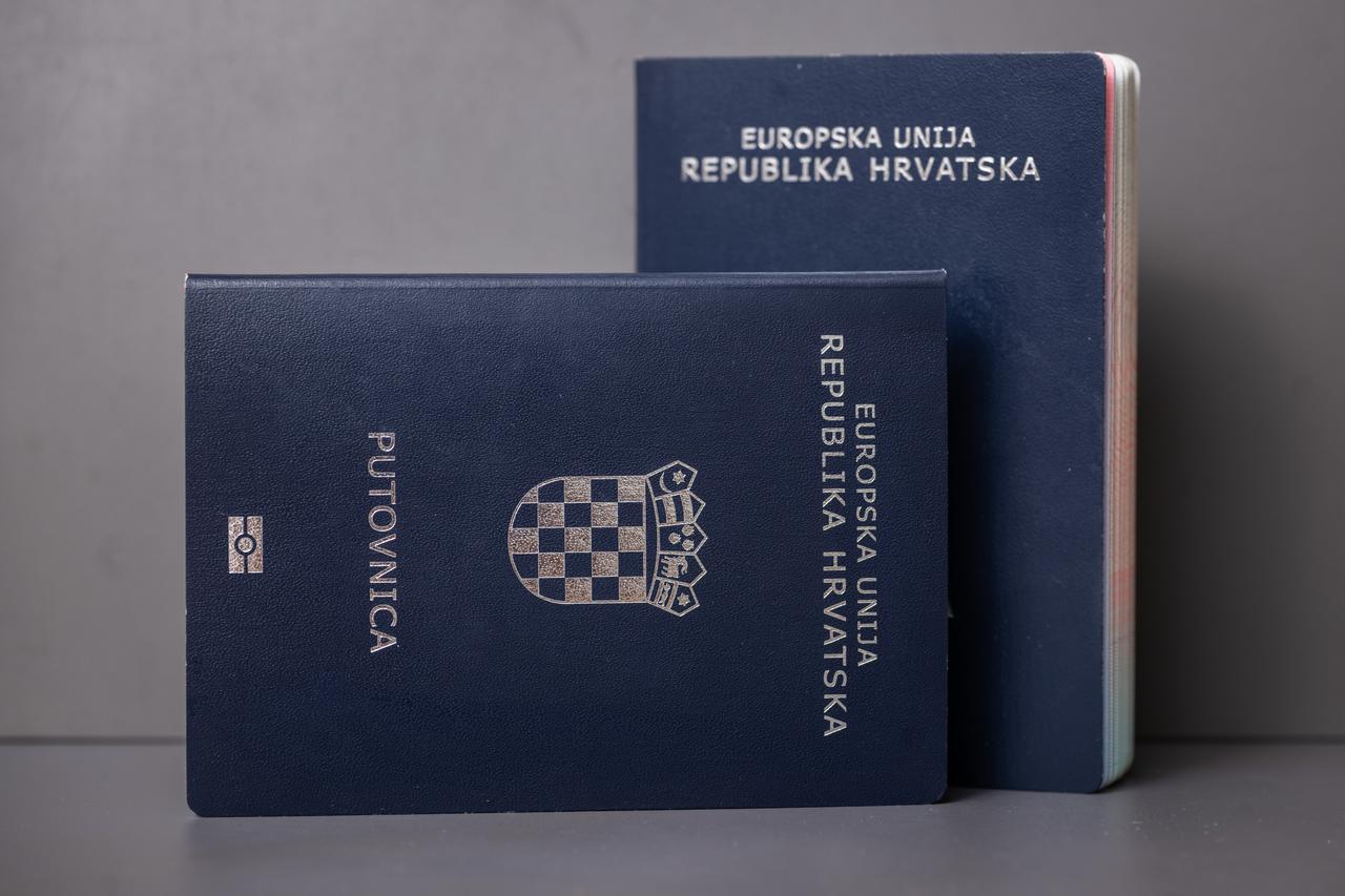 Ilustracija za putovnicu i osobnu iskaznicu