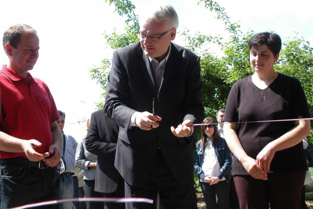 josipović otvorio farmu