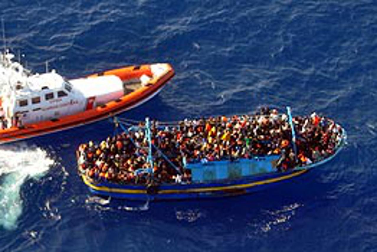 Plovilo s imigrantima