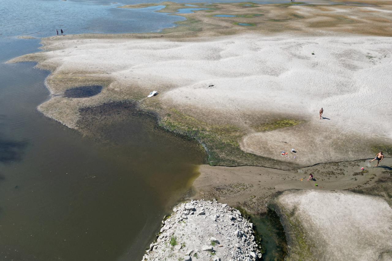 Low water levels on the Danube River in Apatin
