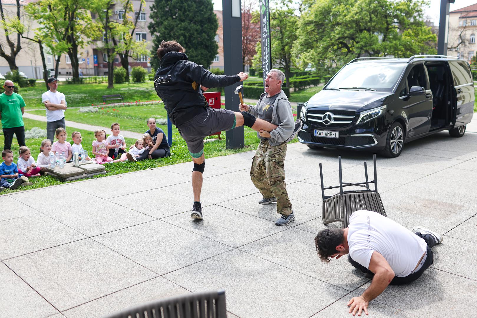 U tom će panelu sudjelovati ravnatelj HAVC Chris Marcich, predsjednik Hrvatskog društva filmskih djelatnika Goran Ribarić, tajnica HDFD-a Andrea Kaučić, producent Tibor Keser te idejni začetnik i suorganizator festivala kaskaderstva Matovina, dok će raspravu moderirati filmski kritičar Boško Picula