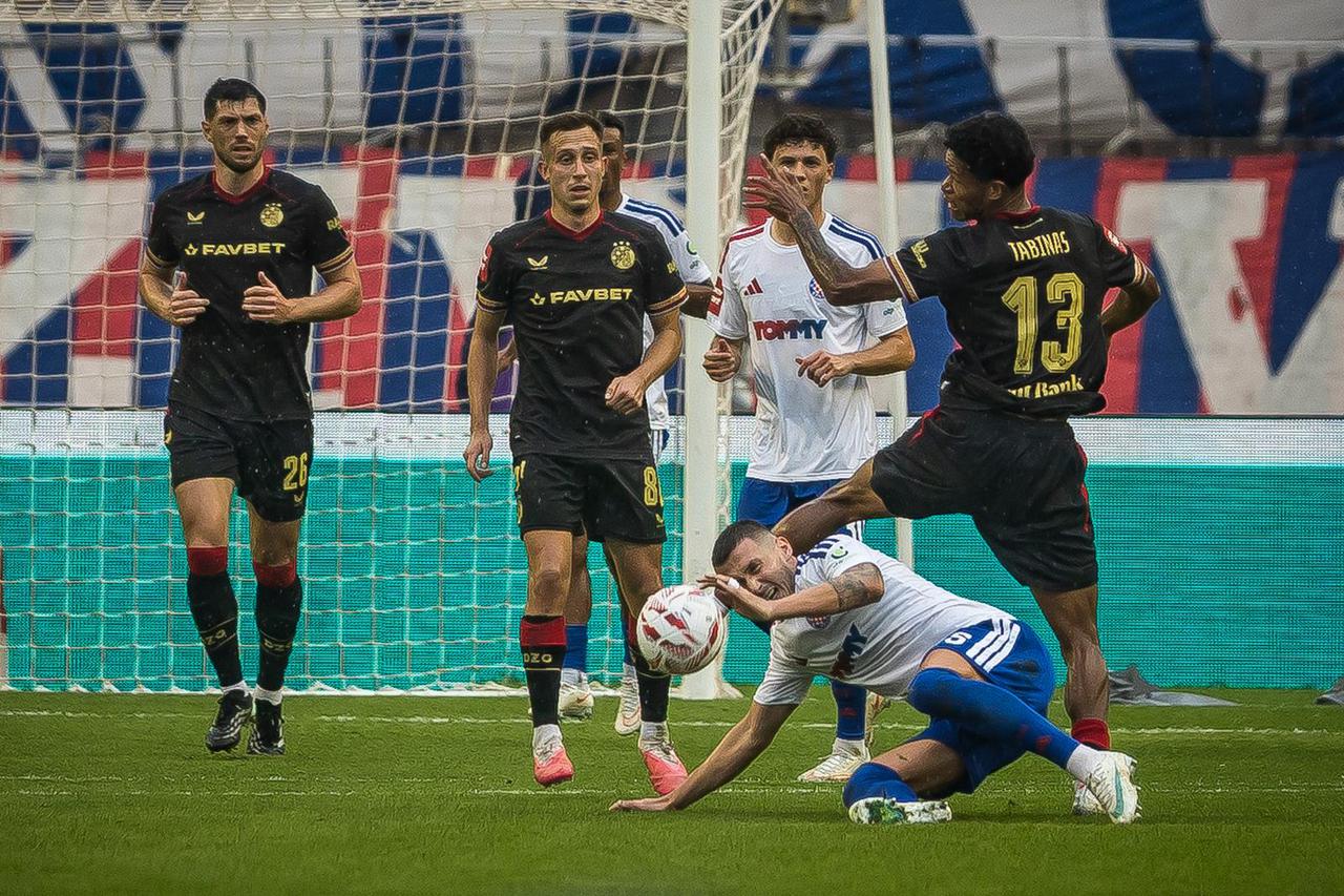 Hajduk i Dinamo sastali se u 09. kolu SuperSport HNL-a