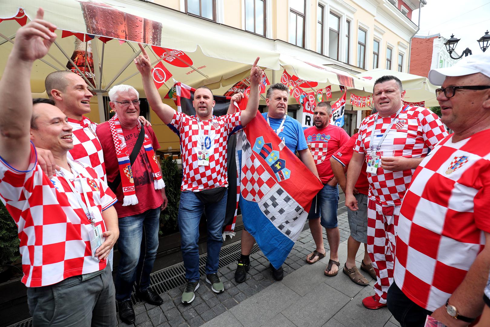 Atmosfera je, kao i uvijek uoči utakmica vatrenih, odlična