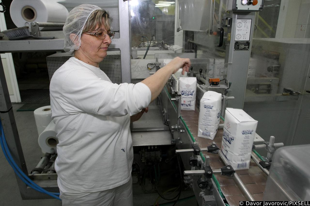 Osijek: Bubalo obišao še?eranu koja se priprema za preradu še?erne repe