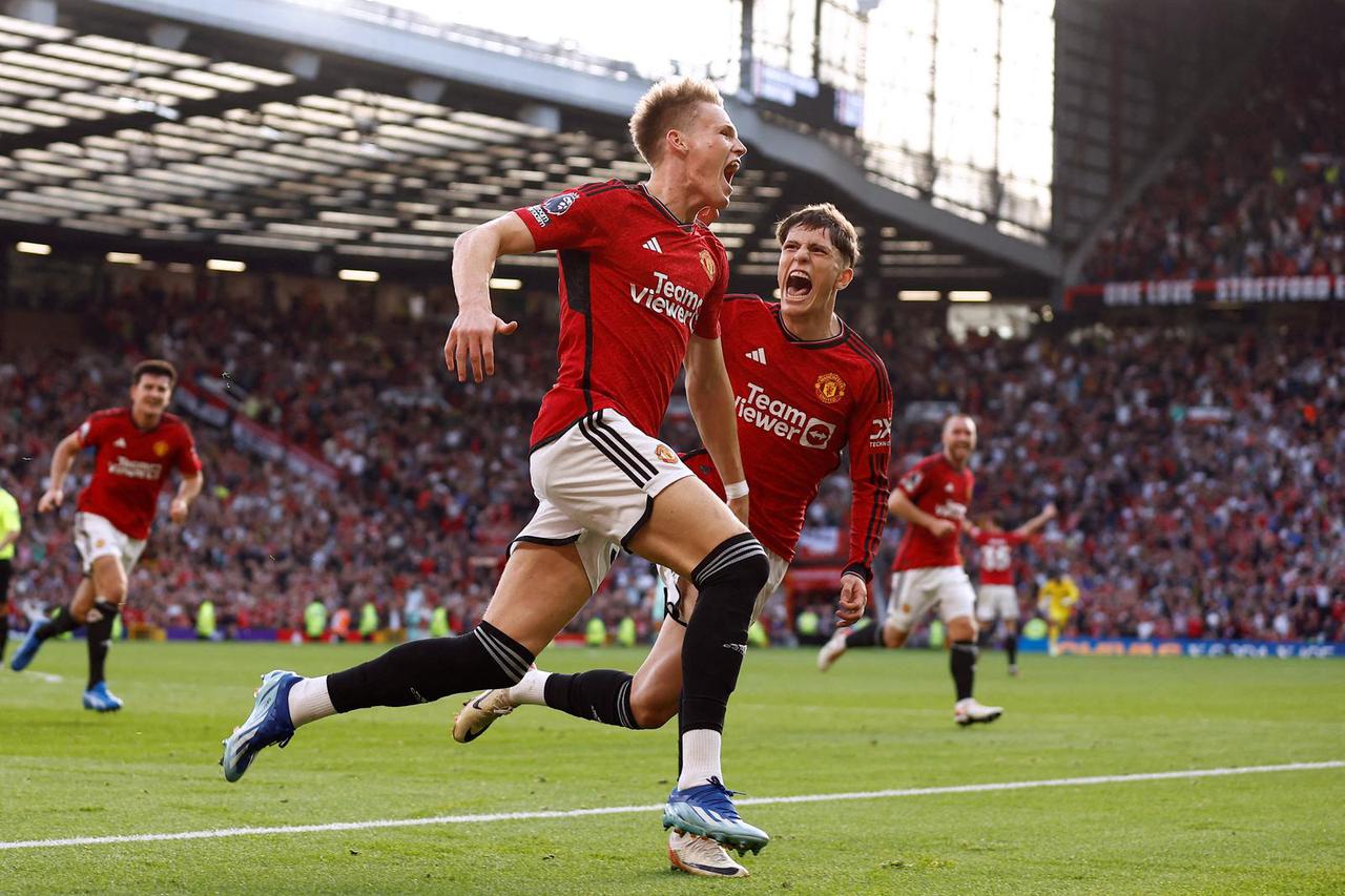 Premier League - Manchester United v Brentford