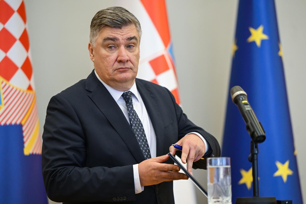 Zagreb: Izjava za medije predsjednika Zorana Milanovića
