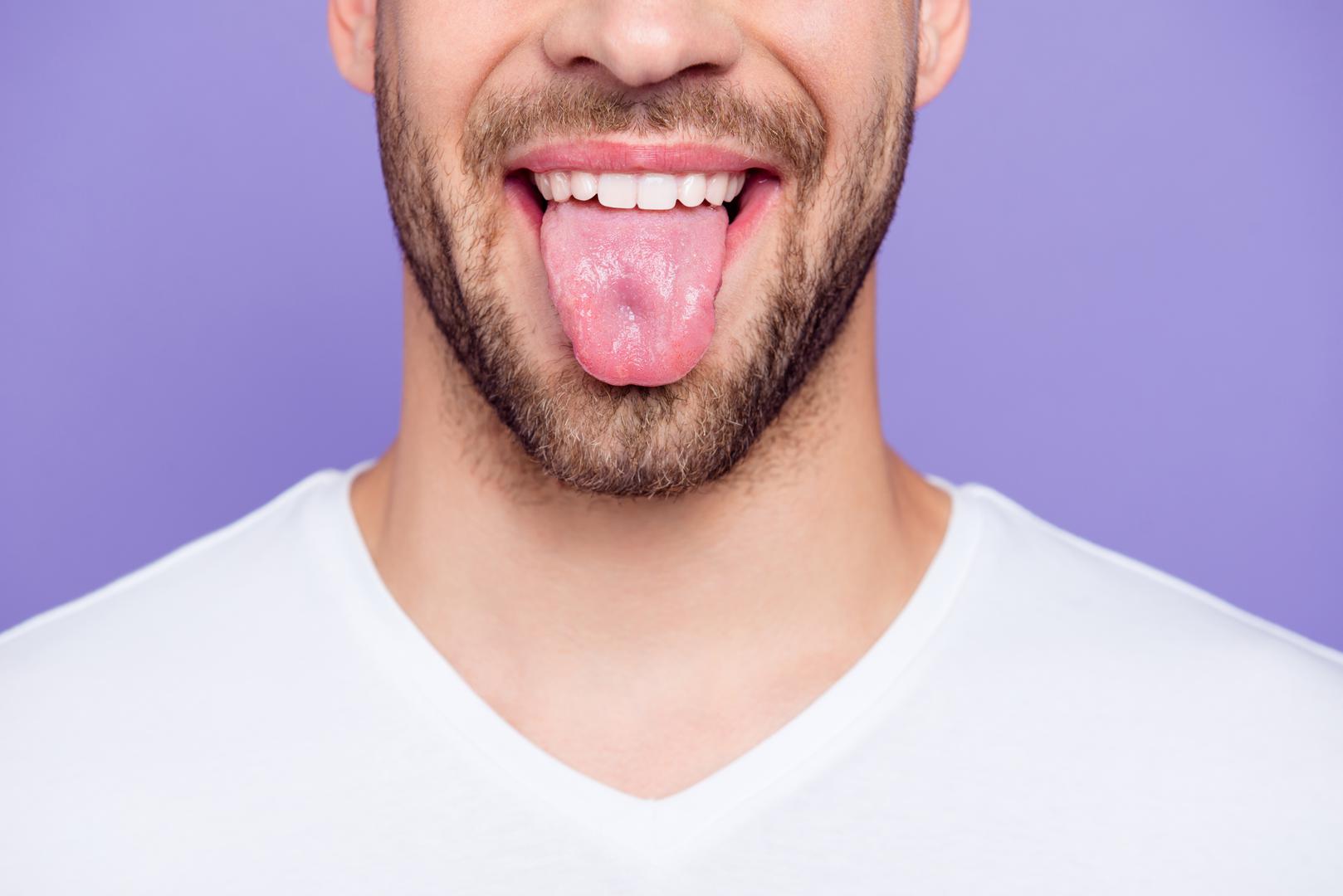 Imamo jedinstven otisak jezika: Kao što je naš otisak prsta jedinstven, tako je i otisak našeg jezika, prema studiji iz 2016. koju je sproveo Thai Moogambigai Dental College. Biometrijska skeniranja se mogu obaviti kako bi se usporedili pojedinačni oblik (dug ili kratak, širok ili uzak) i tekstura (izbočine, bore i tragovi), sa specifičnim detaljima koje prati i mapira “uređaj za prikupljanje slike jezika”.