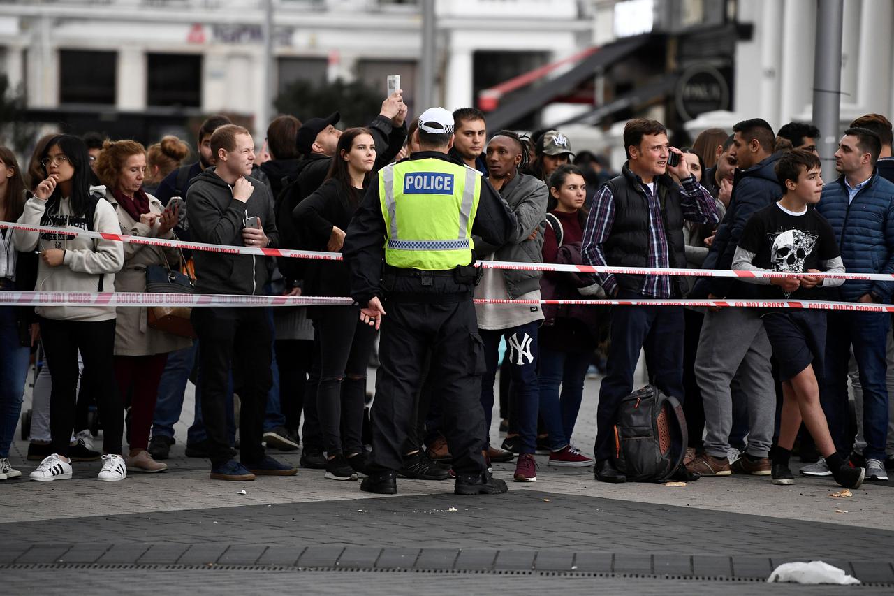 Nalet auta na pješake u Londonu