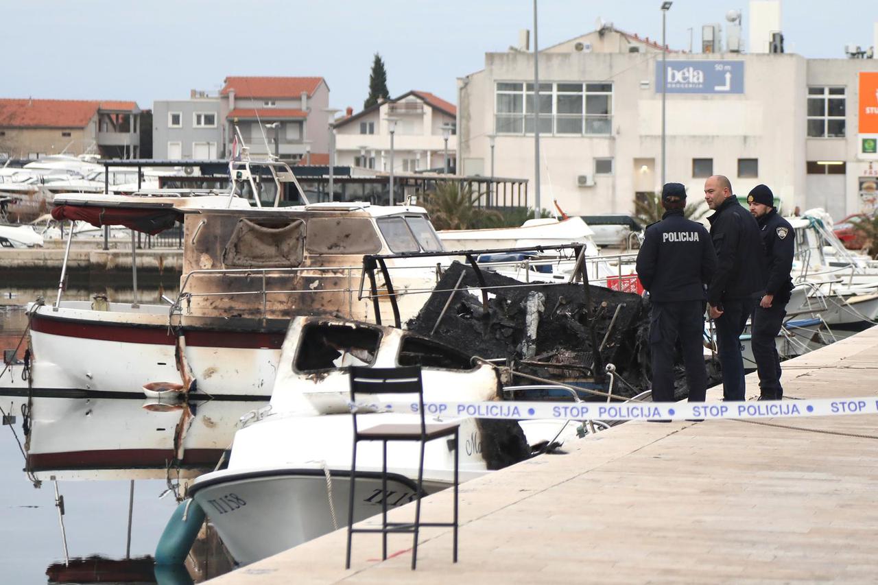 Pirovac: Više brodova ošte?eno u požaru, o?evid u tijeku