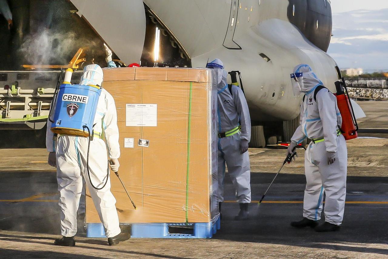 PHILIPPINES-MANILA-COVID-19-VACCINE-ARRIVAL