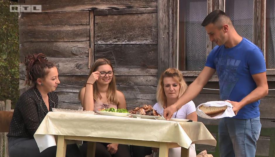 Ljubav je na selu