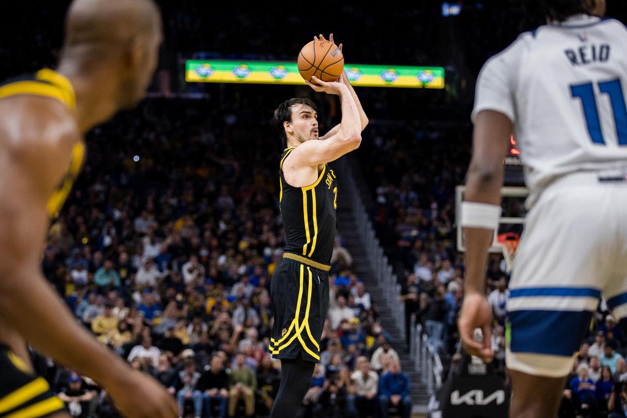 NBA: Minnesota Timberwolves at Golden State Warriors