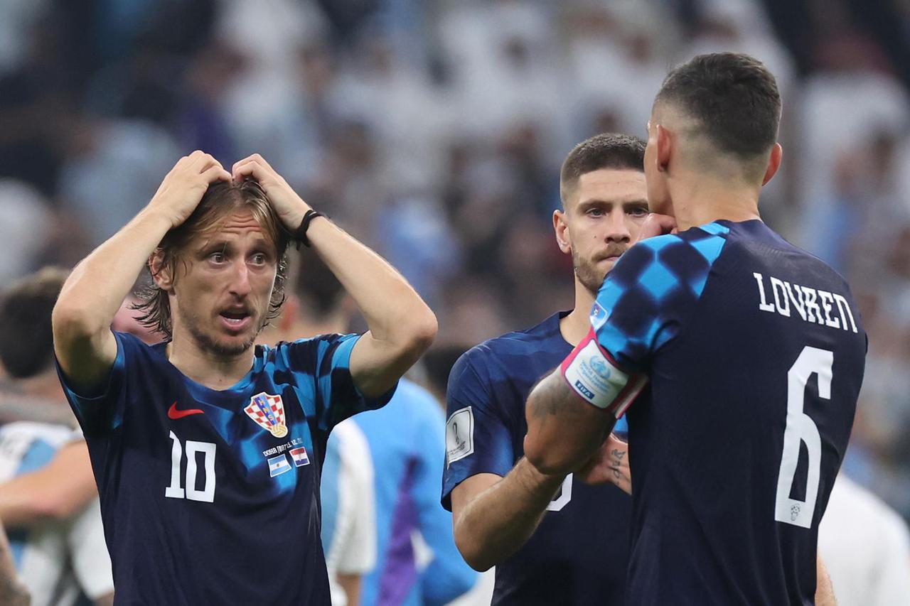 KATAR 2022 - Tuga na licima hrvatskih igrača nakon poraza od Argentine