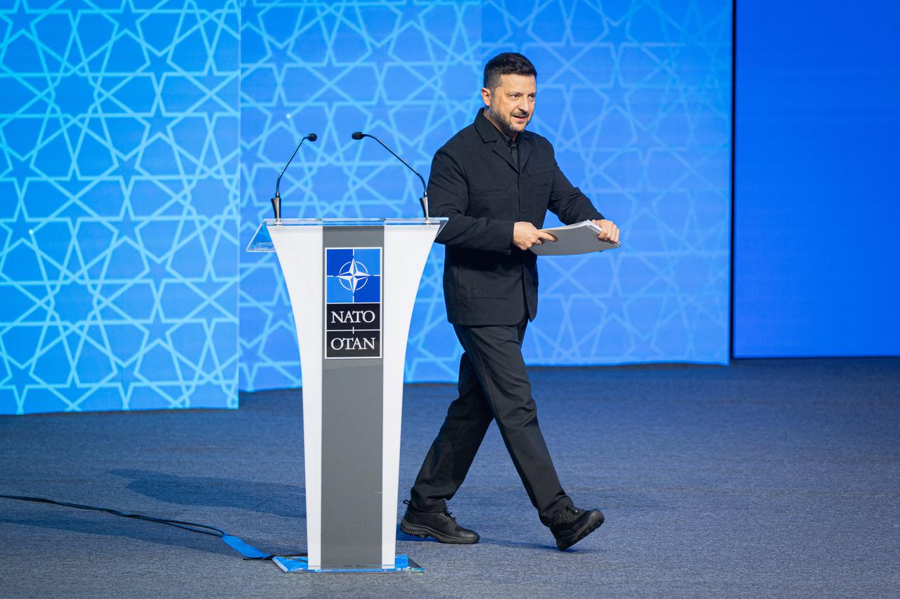 Volodymyr Zelensky speechs at NATO Summit - Ankara AJ