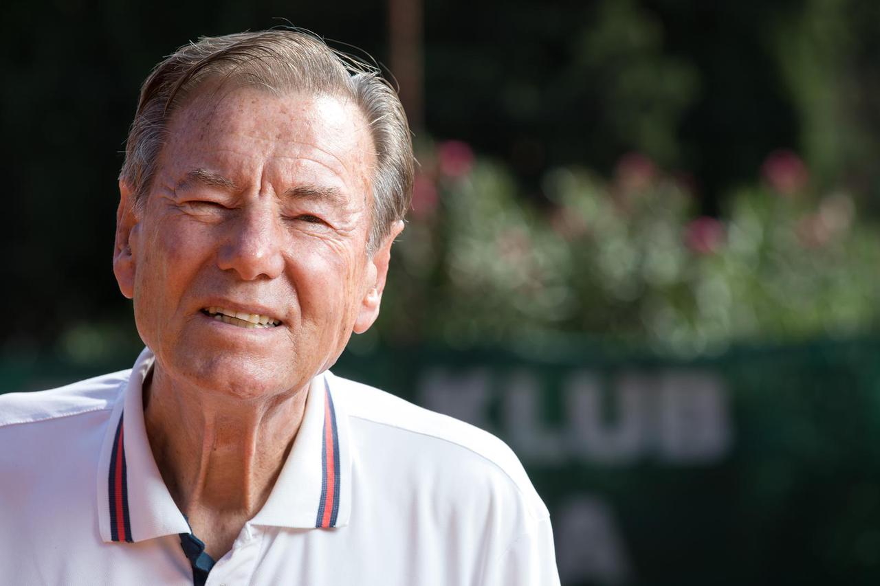 Preminuo Nikola Pili?, legendarni tenisa? i izbornik (arhiva)