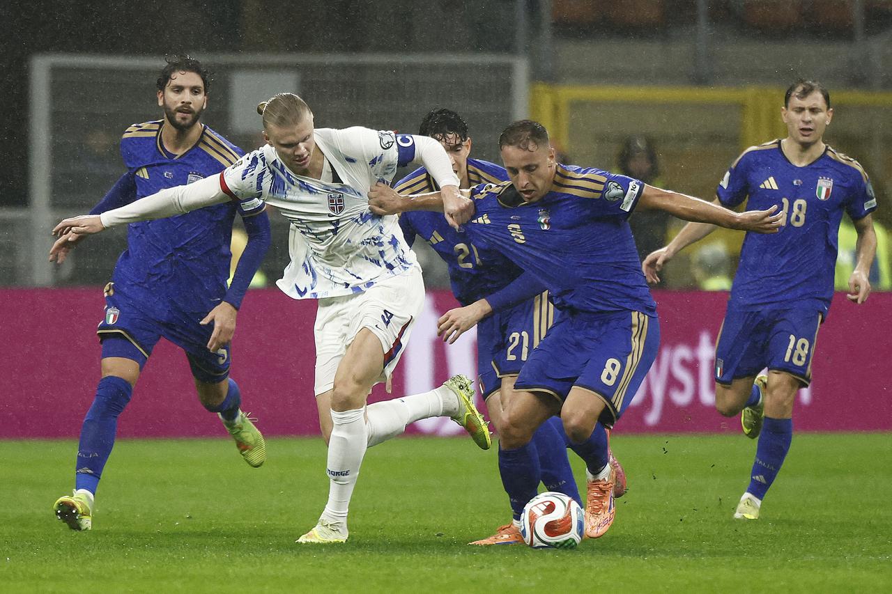 World Cup - UEFA Qualifiers - Group I - Italy v Norway