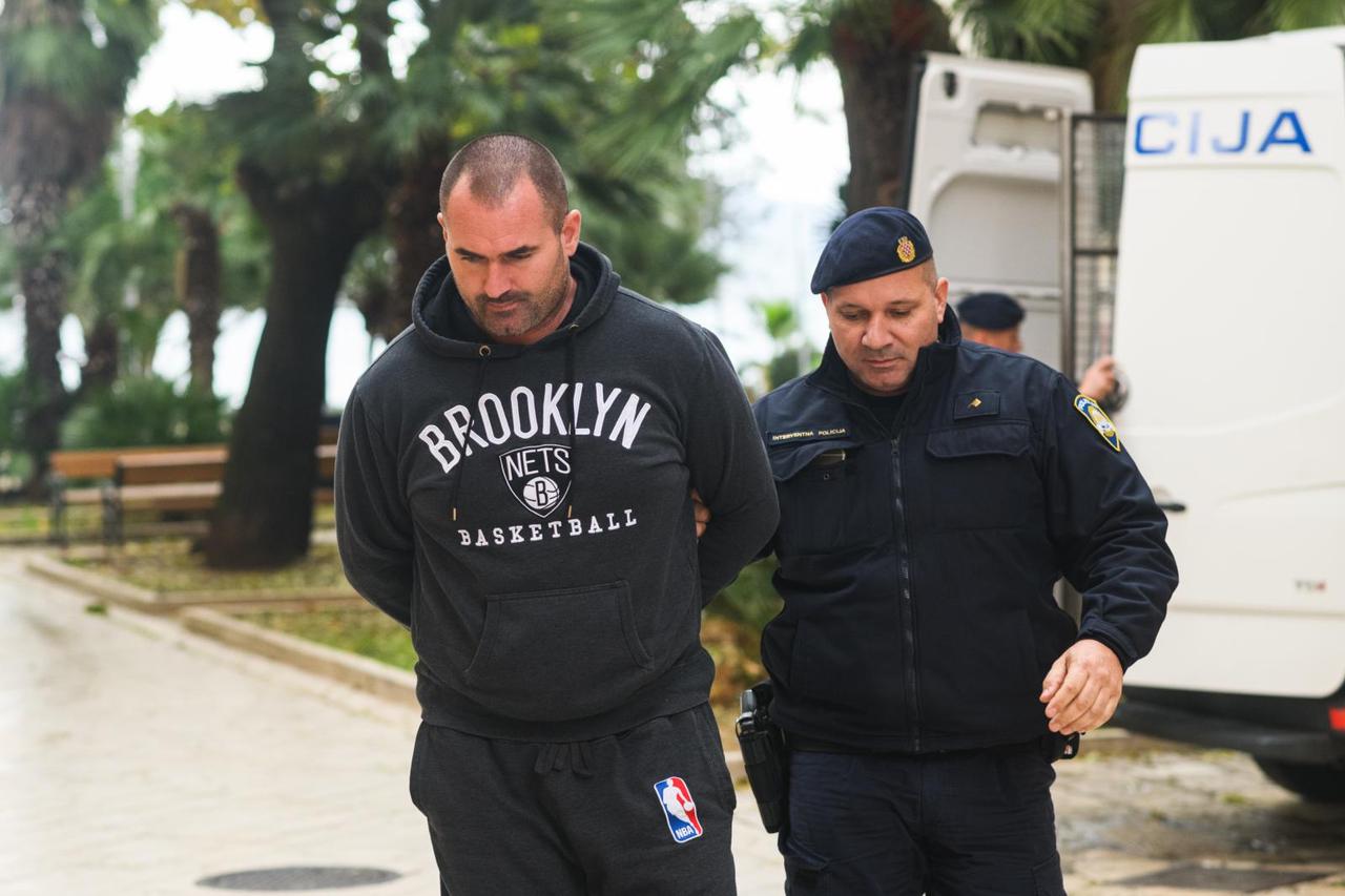 adar: Privođenje osumnjičenog za krijumčarenje oružja