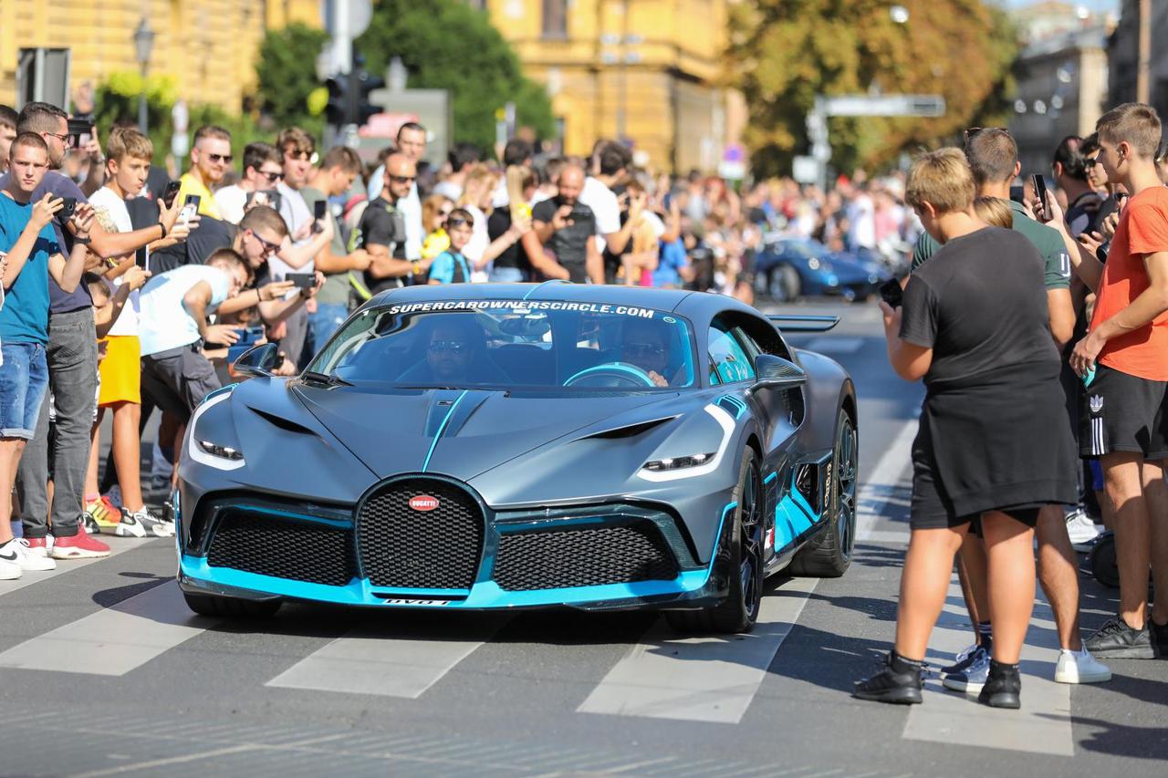 Zagreb: Članovi Supercar Owner Circlea okupili su se sa svojim automobila ispred HNK