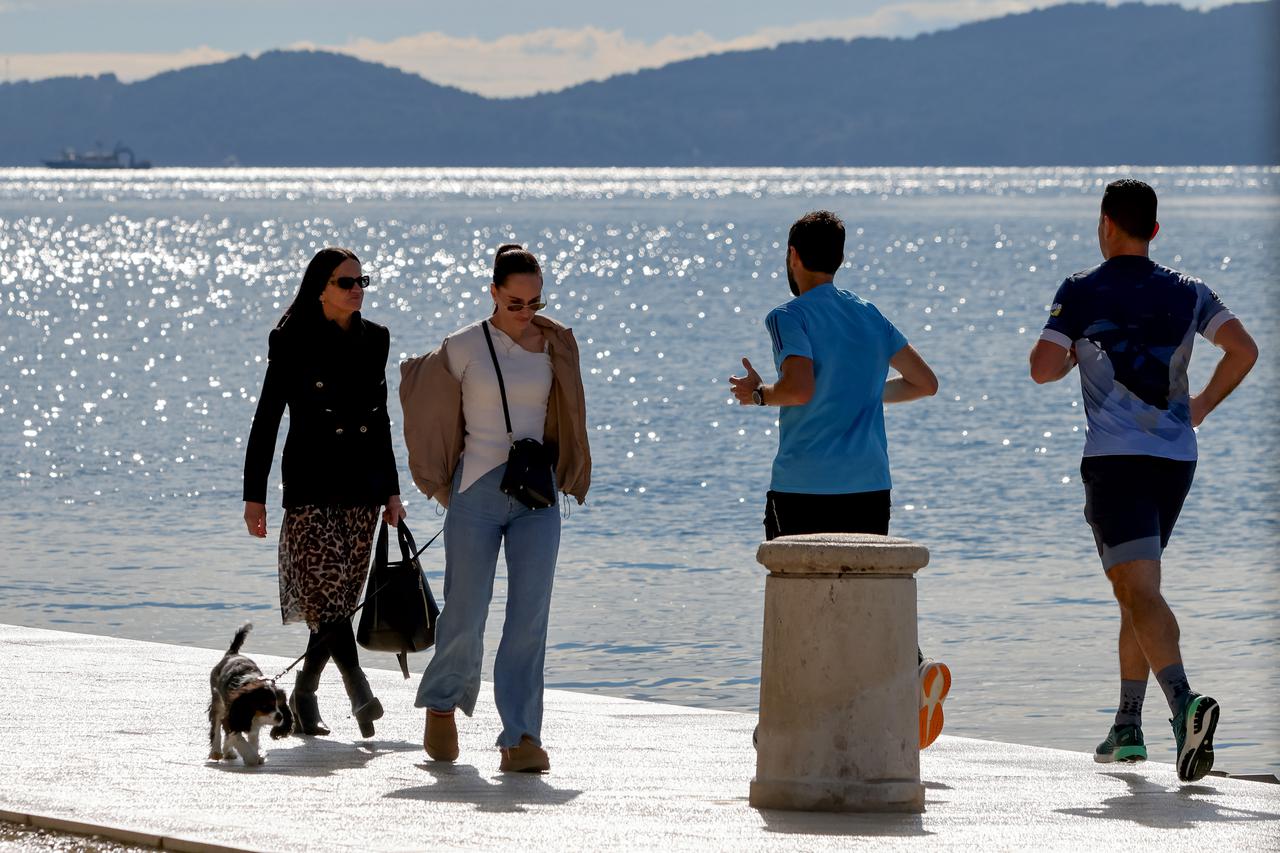 Zadar: Subotnje prijepodne u gradu