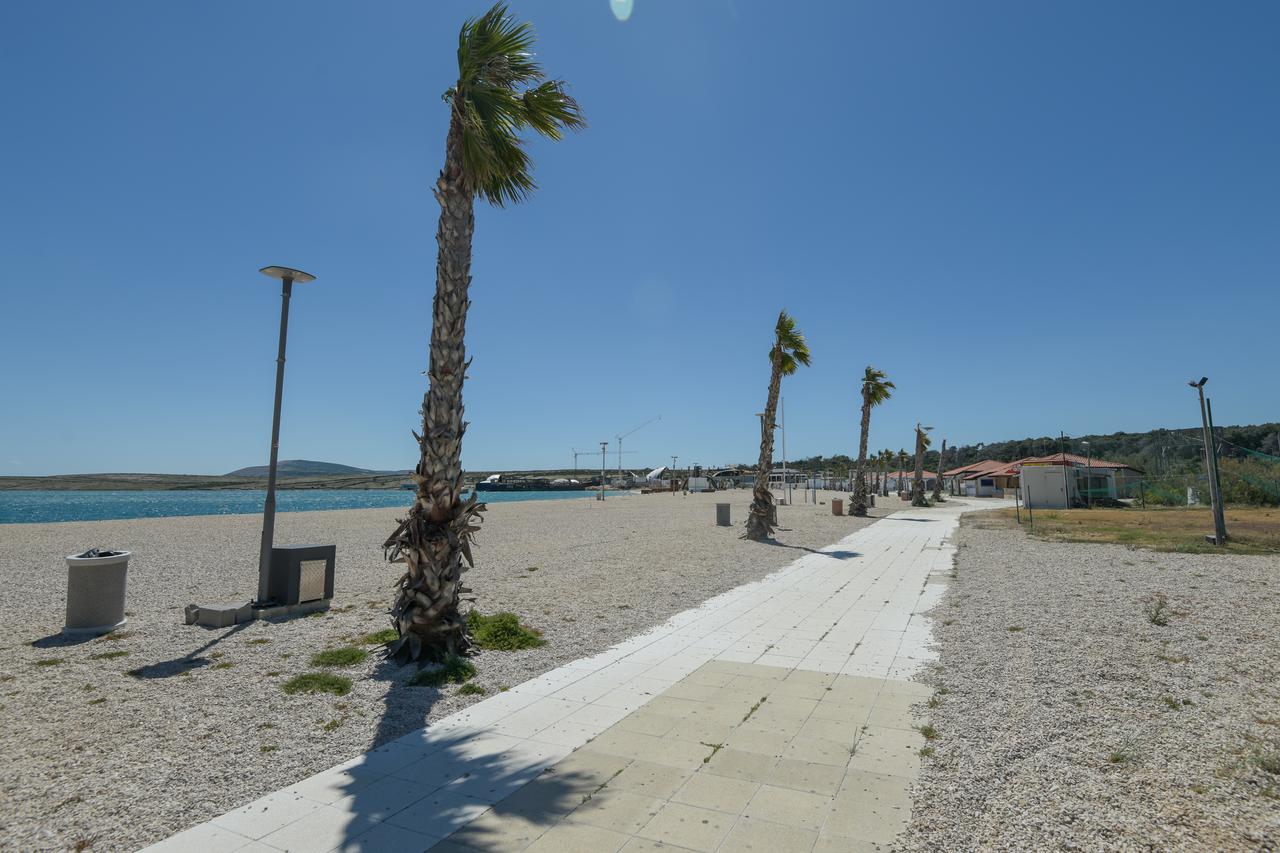 Novalja: Pusta plaža Zrće