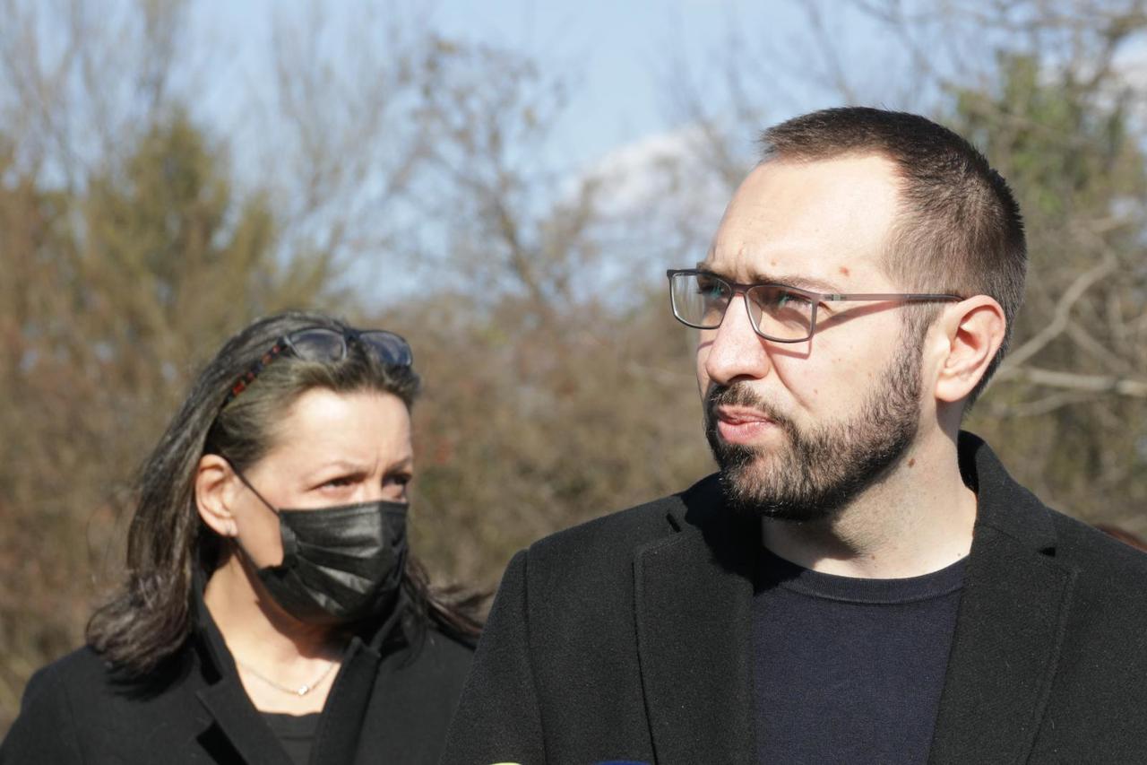 Zagreb: Tomislav Tomašević odgodio konferenciju te izrazio sućut obitelji Bandić