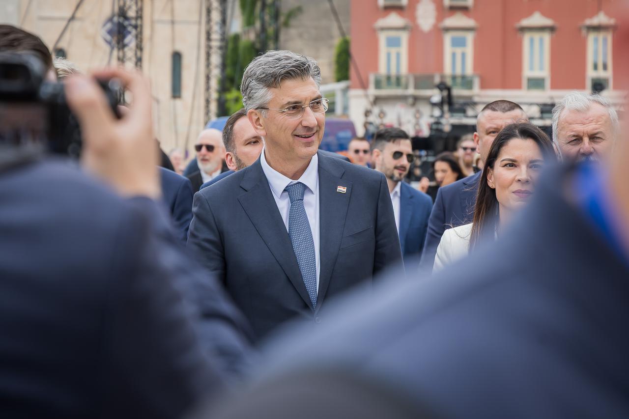 Premijer Andrej Plenković prošetao je centrom Splita