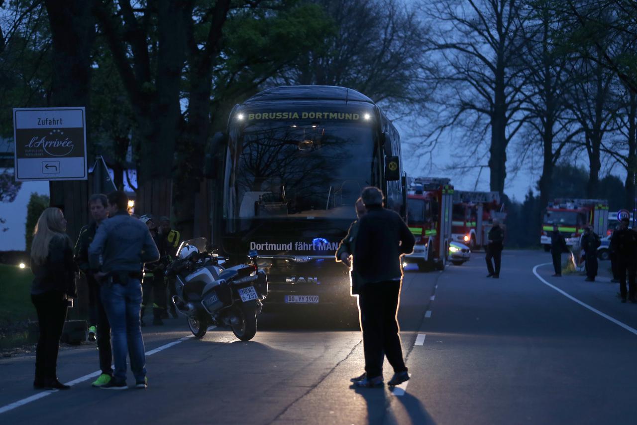 Borussia Dortmund - napad na autobus