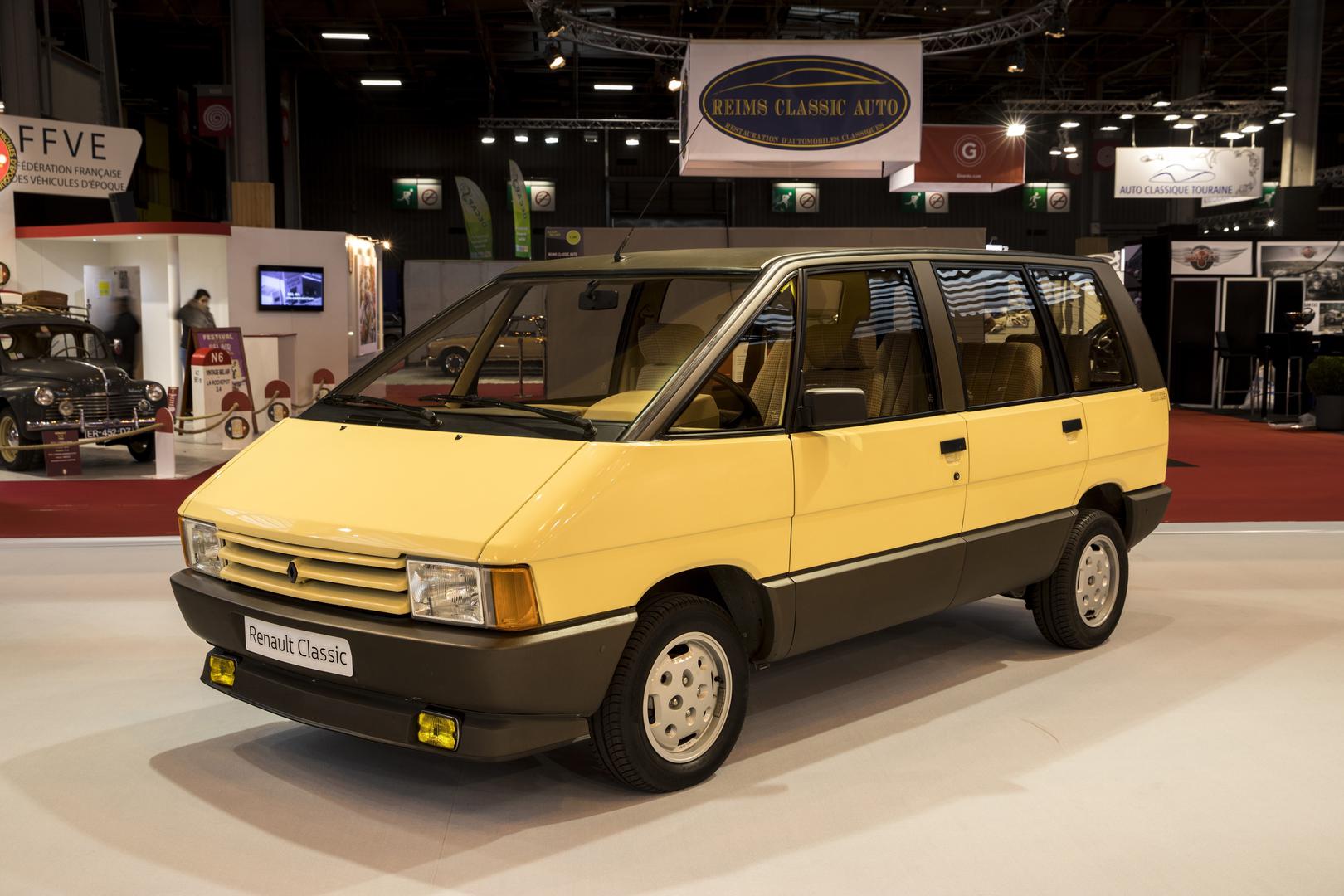 Renault Espace 1984. pokrenuo je monovolumensku klasu