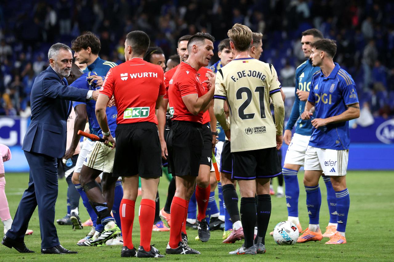 LaLiga - Real Oviedo v FC Barcelona