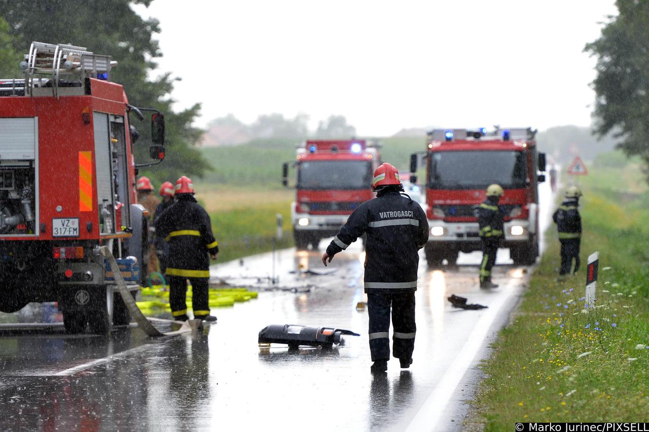 Ludbreg: Voza? osobnog automobila poginuo u sudaru s cisternom na D2