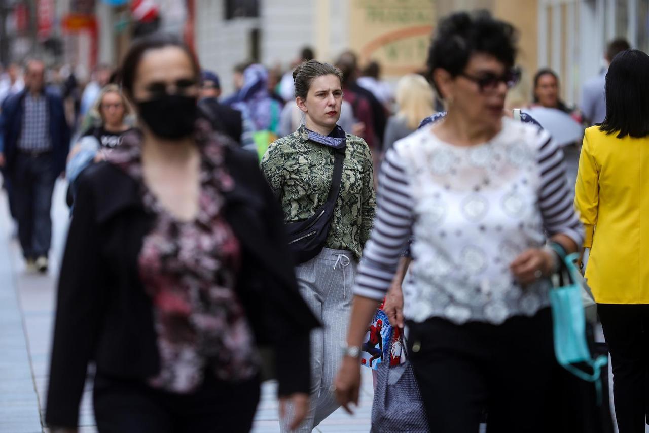 Sarajevo: Usprkos upozorenjima, sve manje građana nosi masku