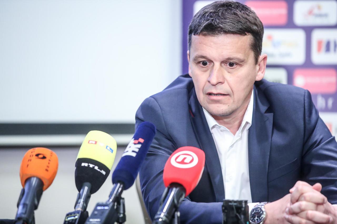 Zagreb: Predstavljen novoizabrani izbornik hrvatske košarkaške reprezentacije Josip Sesar