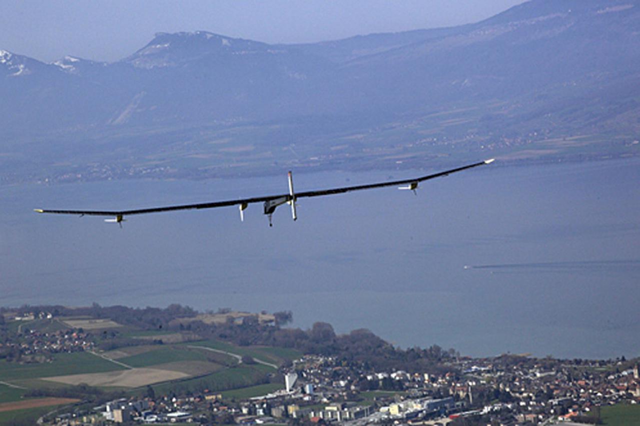Solar-impulse (1)