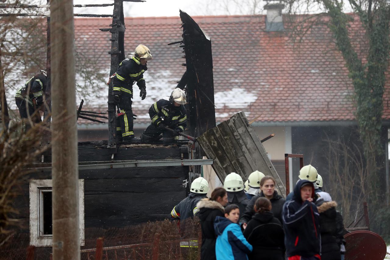 U selu Budenec izgorjela obiteljska kuća