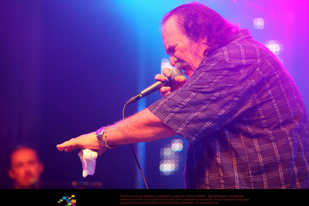 Mate Mišo Kovač (1)