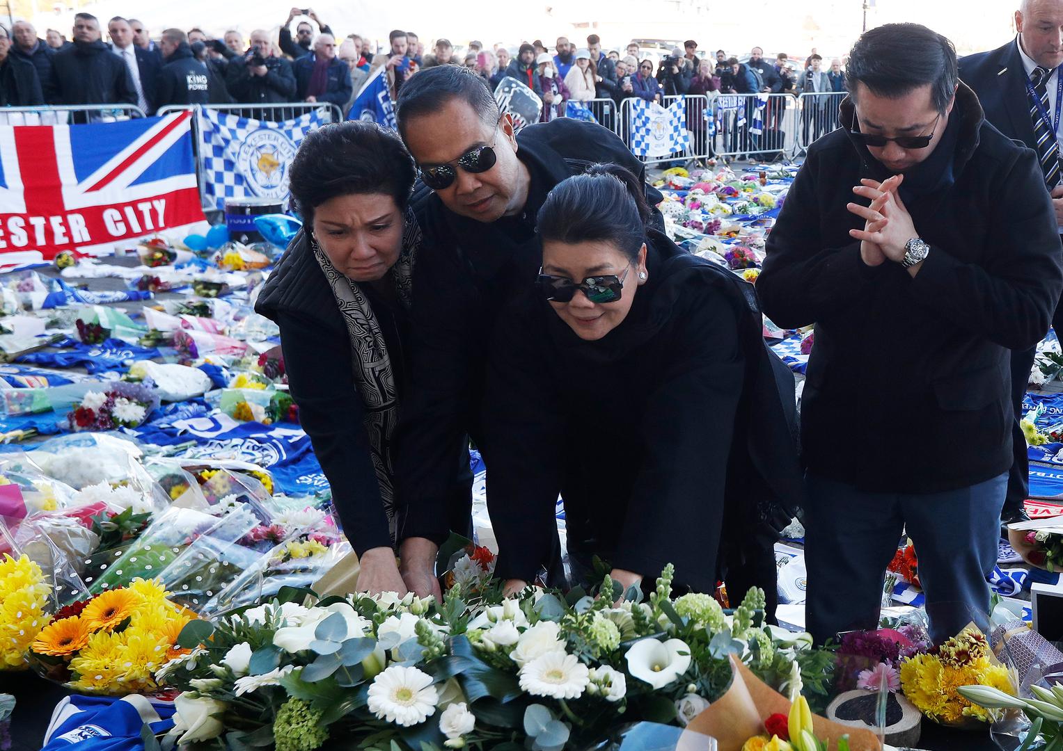 U Leicester su s Tajlanda stigli i članovi obitelji Srivaddhanaprabha, Vichaijev sin Aiyawatt, potpredsjednik kluba, te supruga Aimon i predsjednik Tajlanskoga nogometnog saveza Somyot Poompanmoung