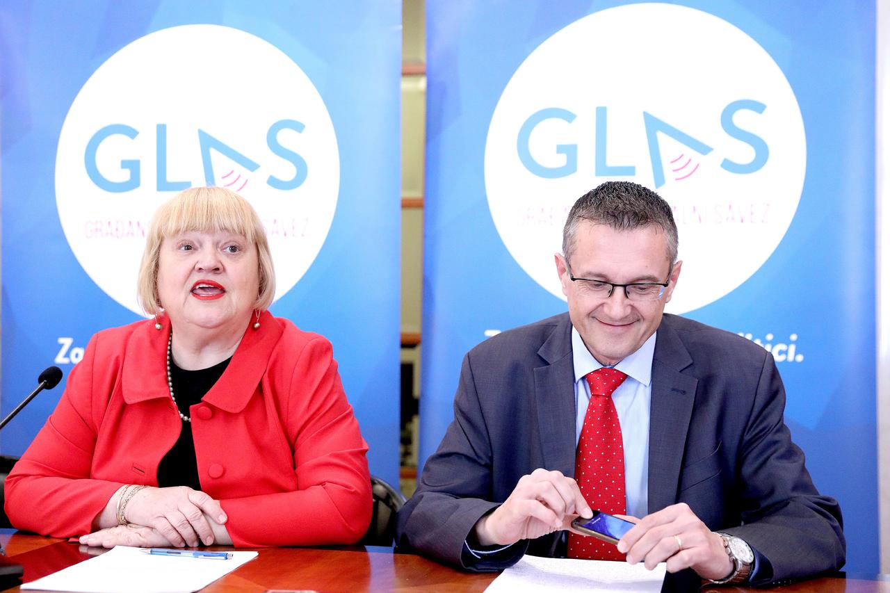 Predsjednica GLAS-a Anka Mrak Taritas i potrpredsjednik Goran Beus Richembergh