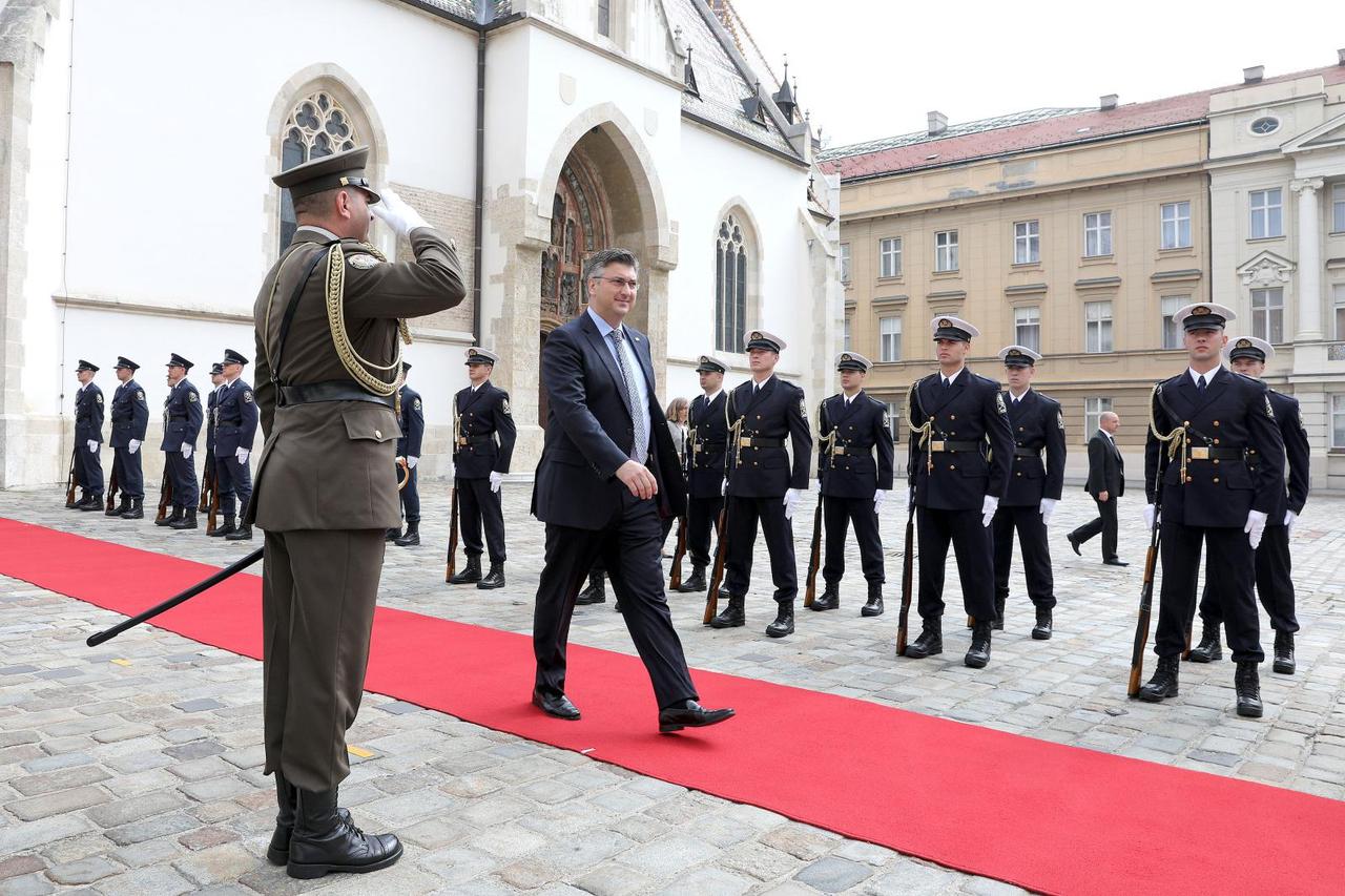 Zagreb: Premijer Plenković na crvenom tepihu povodom doceka norveške premijerke